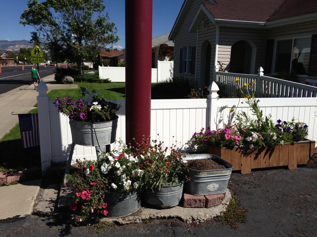 Purple Sage Motel Panguitch Exterior foto